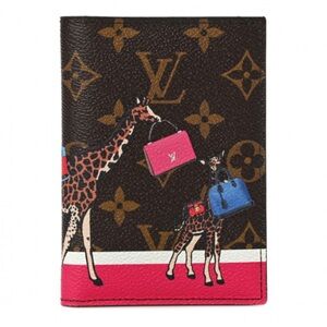 Louis Vuitton Monogram Christmas Giraffe Passport Cover